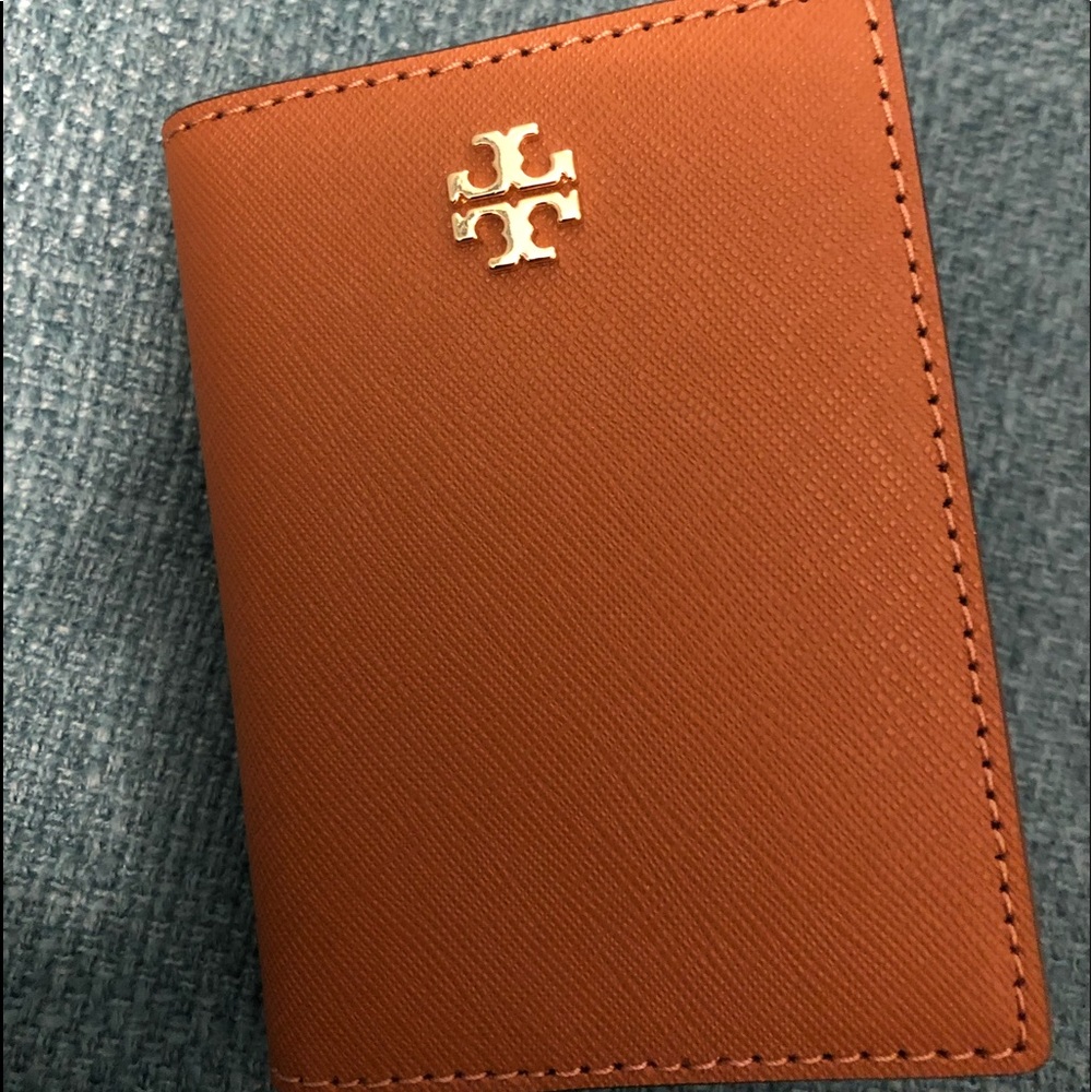 Tory Burch womens leather foldable Card ID Wallet